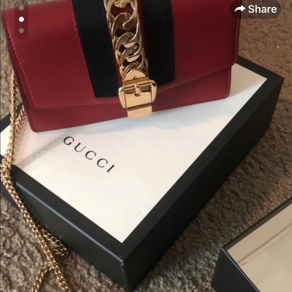 Gucci purse - Picture 2 of 6